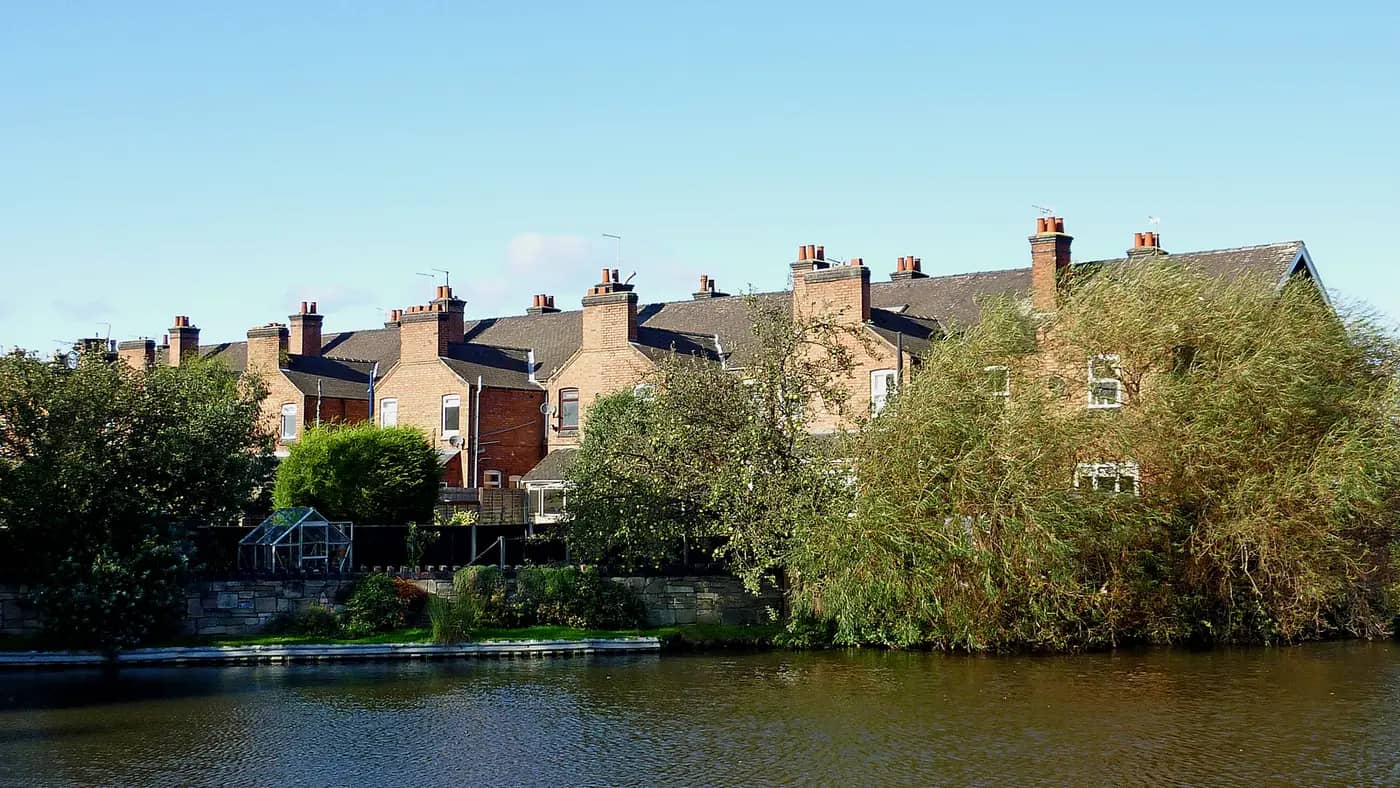 Rooftops and chimneys of terraced houses in Shobnall, Burton upon Trent, beside the Trent and Mersey Canal